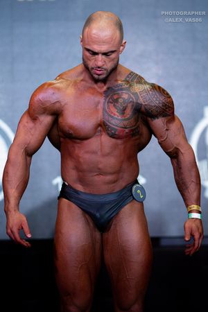 СLASSIC PHYSIQUE +178